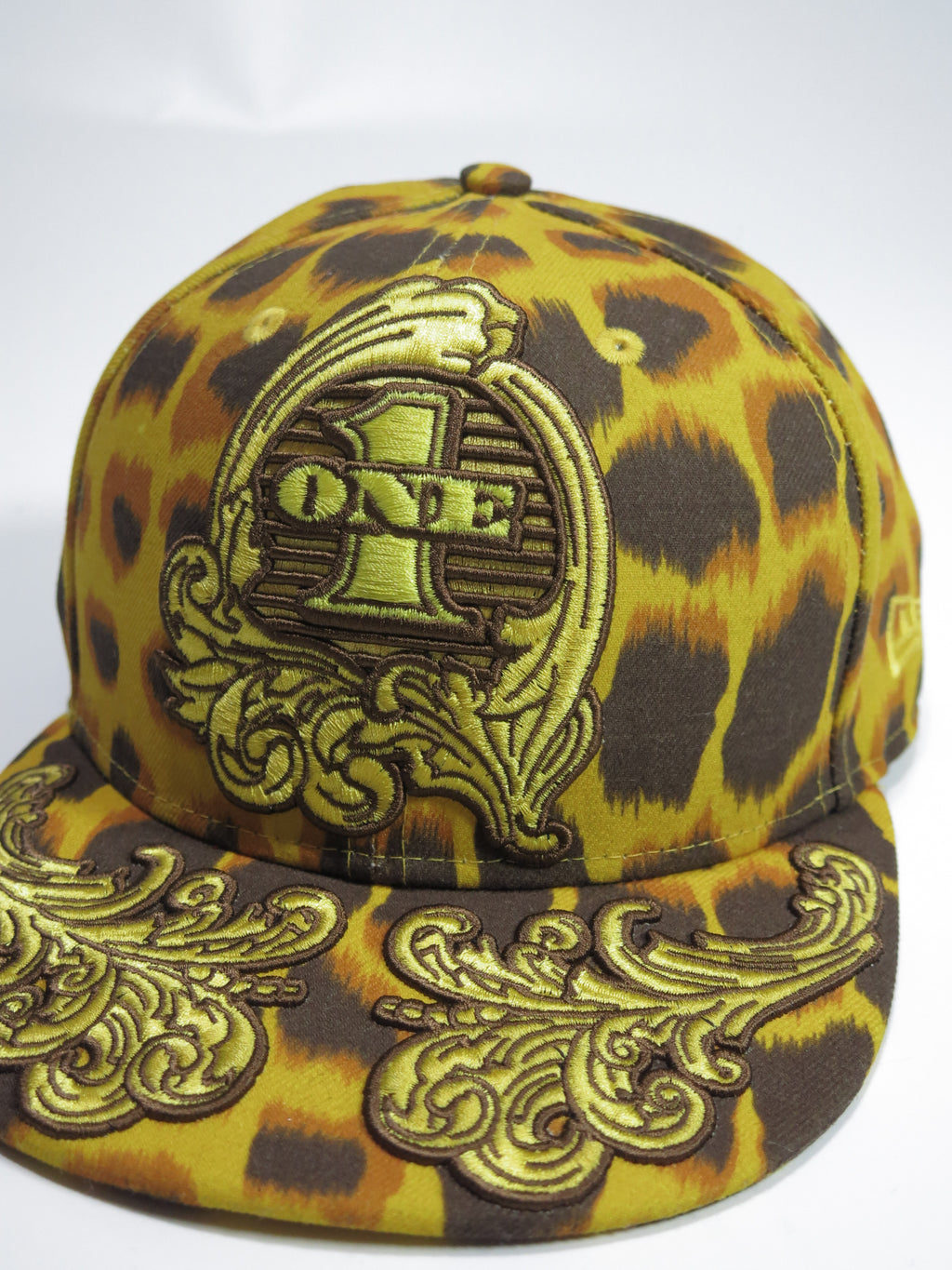Jeremy Scott x New era