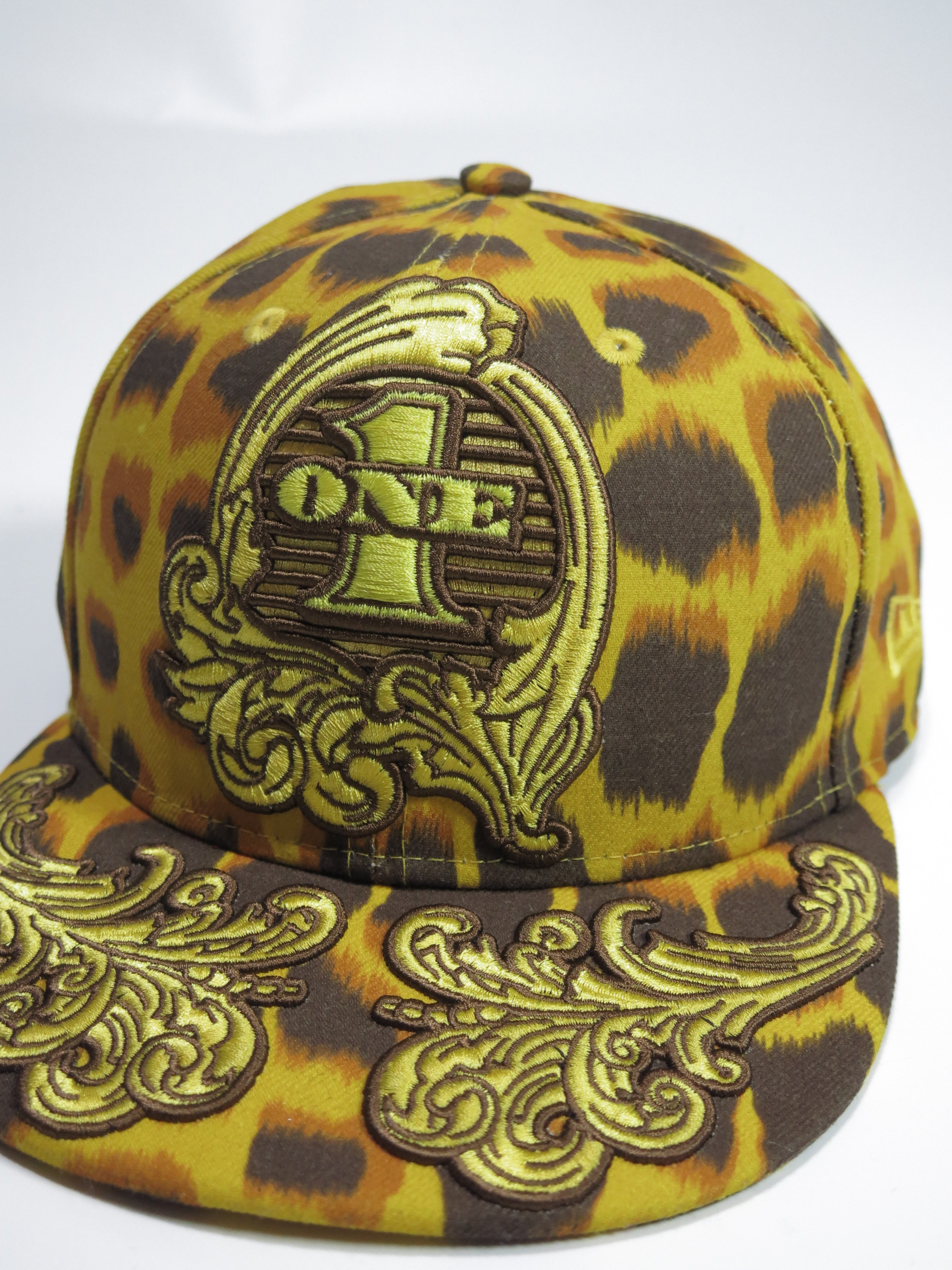 Jeremy Scott x New era