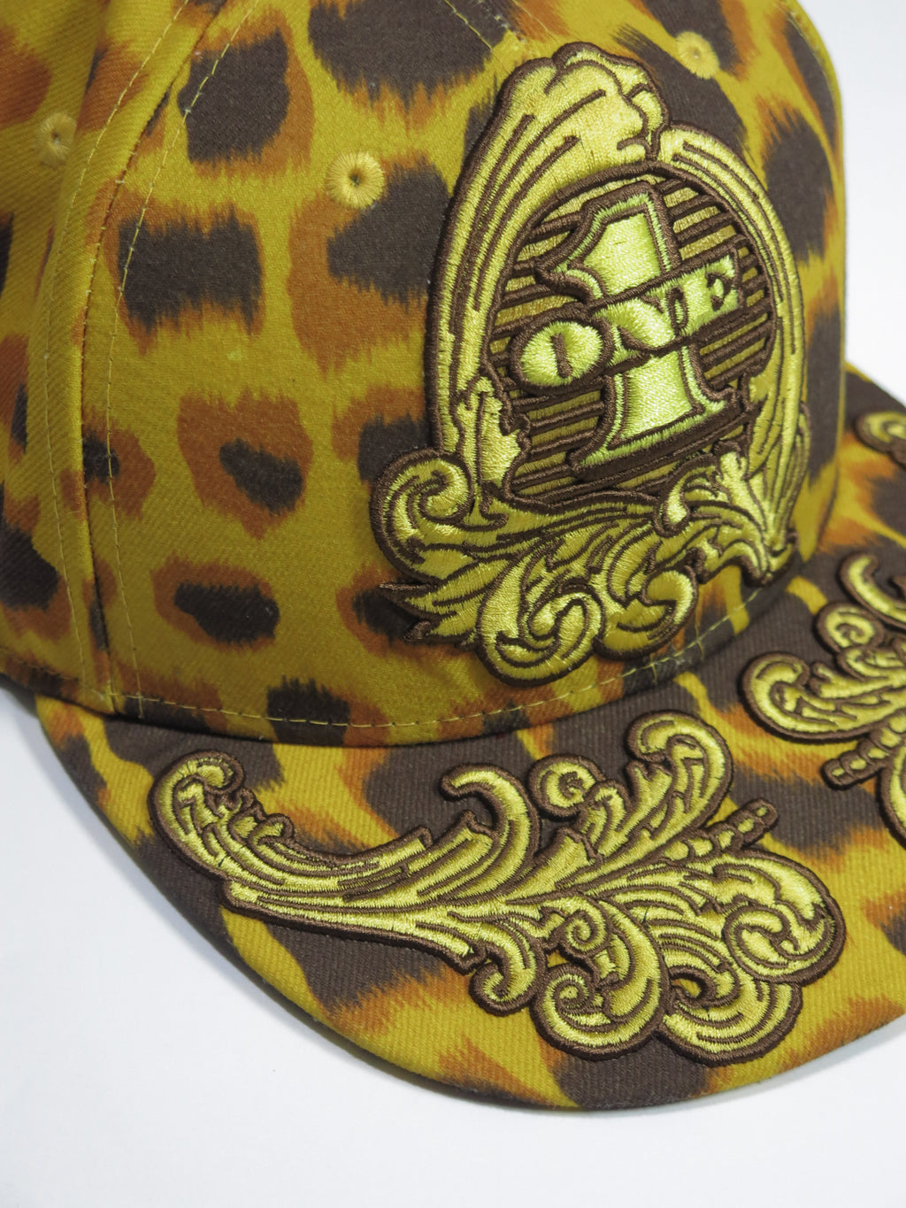 Jeremy Scott x New era